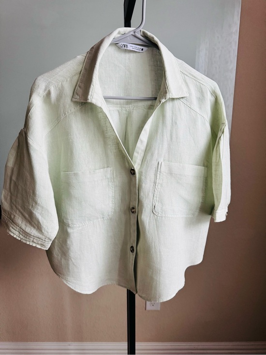 Zara Tops - Zara Light Mint Green Short Sleeve Button Front oversized Crop Top